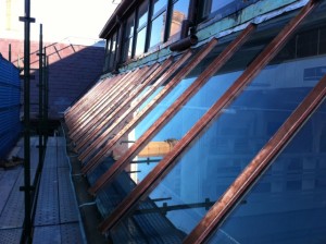 New panels of laminated glazing at UniSyd heritage building